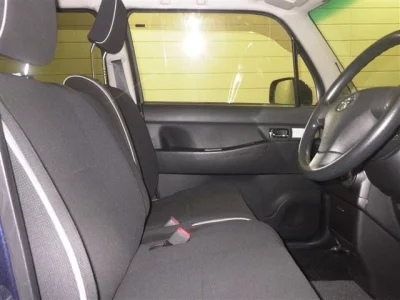 Toyota Pixis Space