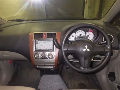 Mitsubishi COLT PLUS