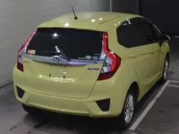 Honda FIT лот № 5021 оценка 3  с аукциона в Японии 1