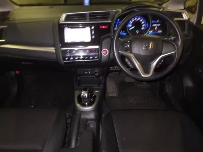 Honda FIT  с аукциона в Японии
