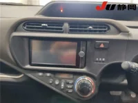 Toyota AQUA лот № 3003 оценка 3.5  с аукциона в Японии 6