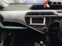 Toyota AQUA лот № 3004 оценка 3.5  с аукциона в Японии 6