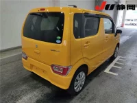 Suzuki WAGON R лот № 3009 оценка 3.5  с аукциона в Японии 4