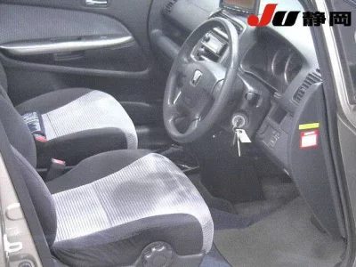 Honda STREAM  с аукциона в Японии