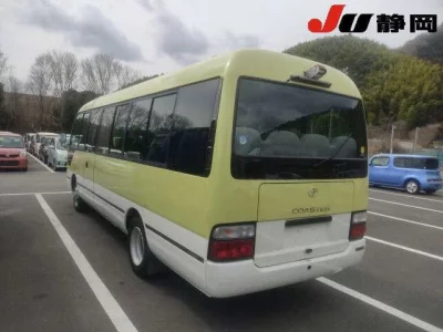 Toyota COASTER