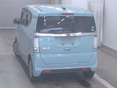 Honda N BOX SLASH