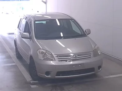 Toyota RAUM