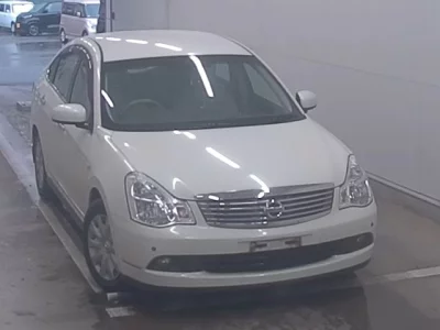 Nissan SYLPHY  с аукциона в Японии