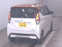 Nissan DAYZ лот № 3045 оценка 3  с аукциона в Японии 3
