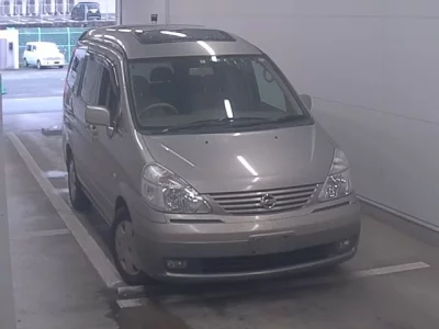Nissan SERENA  с аукциона в Японии