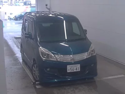 Mitsubishi DELICA D2