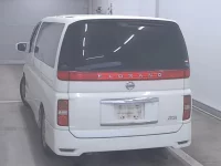 Nissan ELGRAND лот № 4089 оценка 3.5  с аукциона в Японии 1