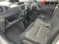 Toyota BB лот № 4013 оценка 3.5  с аукциона в Японии 4