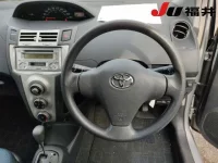 Toyota VITZ лот № 5024 оценка 3.5  с аукциона в Японии 3