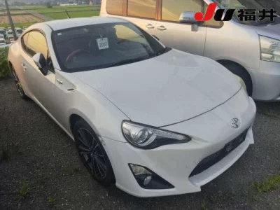 Subaru LEGACY B4  с аукциона в Японии