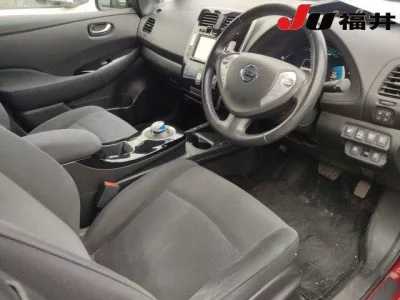 Nissan LEAF  с аукциона в Японии
