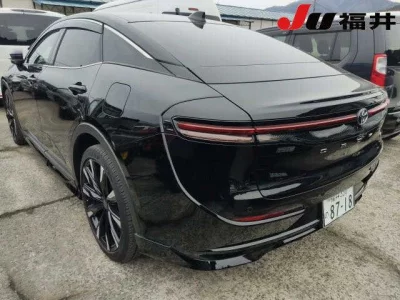 Toyota Crown Crossover