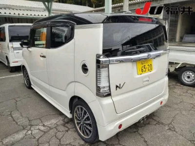 Honda N BOX SLASH