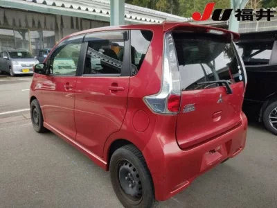 Mitsubishi EK CUSTOM