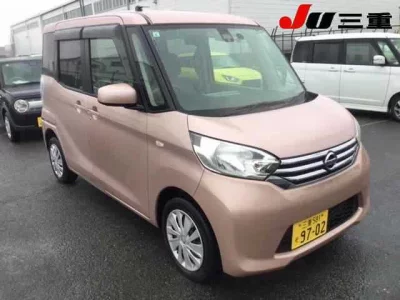 Nissan Dayz Roox