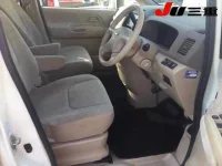 Nissan SERENA лот № 77 оценка 4  с аукциона в Японии 3