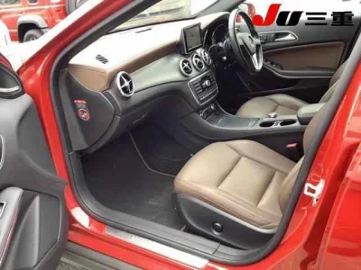 Mercedes-Benz GLA CLASS