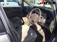 Honda ODYSSEY лот № 1104 оценка 3.5  с аукциона в Японии 3