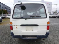 Toyota HIACE VAN лот № 4103 оценка 3  с аукциона в Японии 3
