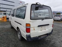 Toyota HIACE VAN лот № 4103 оценка 3  с аукциона в Японии 4