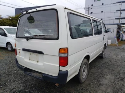 Toyota HIACE VAN  с аукциона в Японии