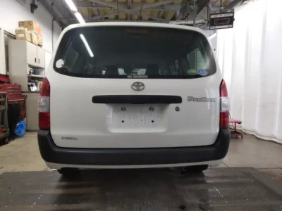 Toyota PROBOX  с аукциона в Японии