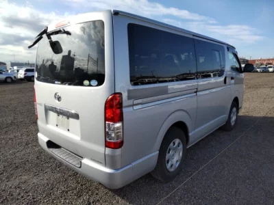 Toyota REGIUS ACE VAN
