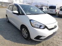 Honda FIT лот № 4131 оценка 3.5  с аукциона в Японии 1