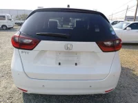 Honda FIT лот № 4131 оценка 3.5  с аукциона в Японии 3