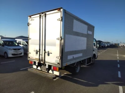 Hino DUTRO  с аукциона в Японии