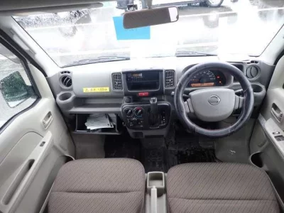 Nissan CLIPPER VAN