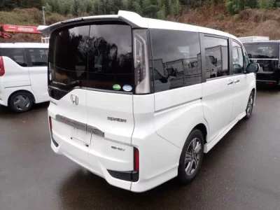 Honda STEP WAGON  с аукциона в Японии