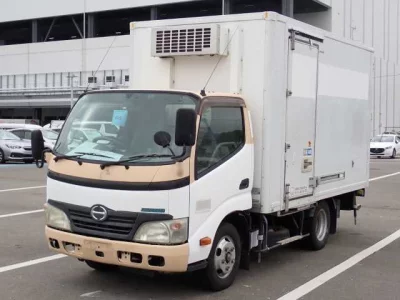 Hino DUTRO  с аукциона в Японии