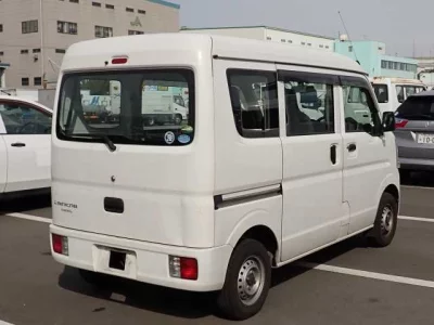 Mitsubishi MINICAB VAN