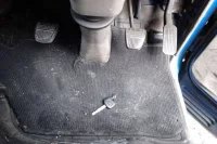 Toyota DYNA лот № 1053 оценка 3.5  с аукциона в Японии 8