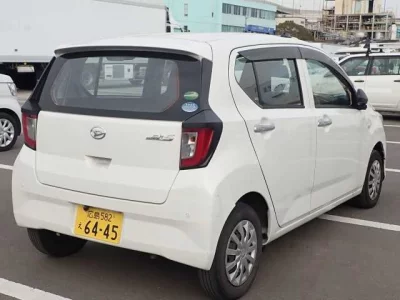 Daihatsu MIRA E S