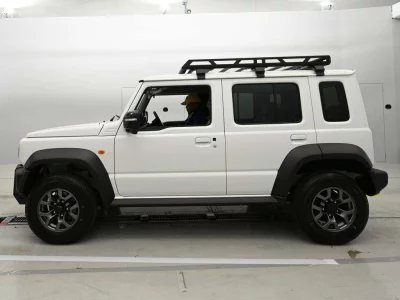 Suzuki JIMNY NOMADE