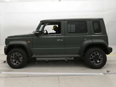 Suzuki JIMNY NOMADE