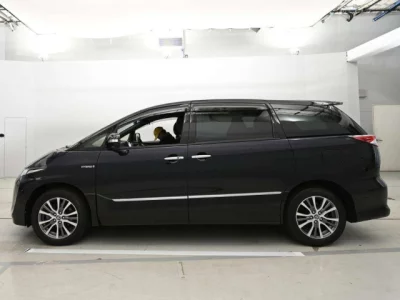 Toyota Estima Hybrid