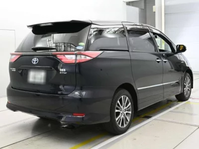 Toyota Estima Hybrid