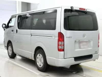 Toyota HIACE VAN лот № 40012 оценка R  с аукциона в Японии 5