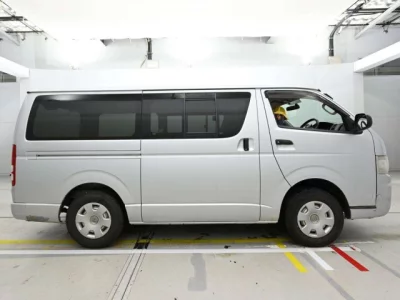 Toyota HIACE VAN  с аукциона в Японии