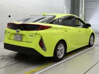 Toyota PRIUS PHV лот № 30152 оценка R  с аукциона в Японии 1