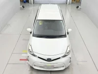 Toyota PRIUS ALPHA лот № 30077 оценка R  с аукциона в Японии 6