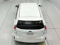 Toyota PRIUS ALPHA лот № 30077 оценка R  с аукциона в Японии 7